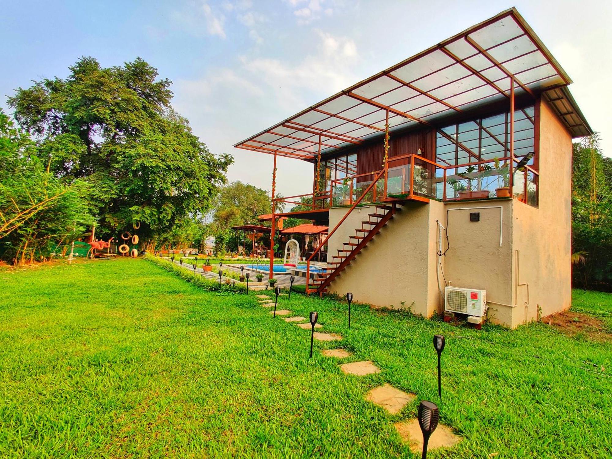 Crystal Springs Villa - A Picture-Perfect Retreat W Pool, Hammock, Gazebo Karjat Eksteriør billede