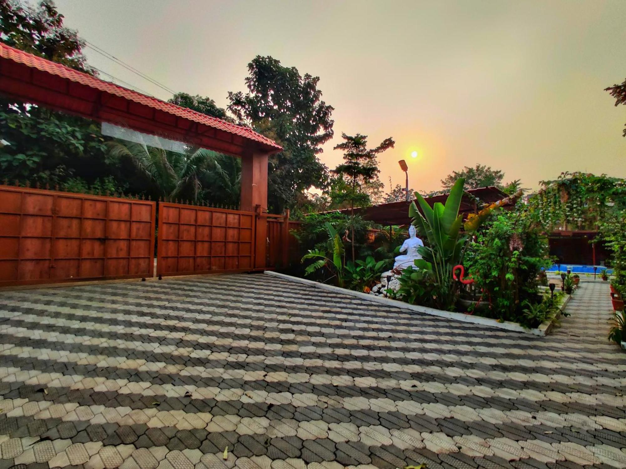 Crystal Springs Villa - A Picture-Perfect Retreat W Pool, Hammock, Gazebo Karjat Eksteriør billede